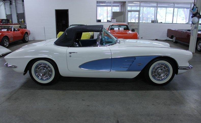 1961 Chevrolet Corvette Convertible