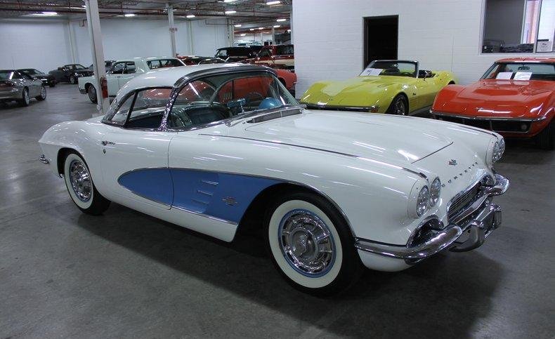 1961 Chevrolet Corvette Convertible